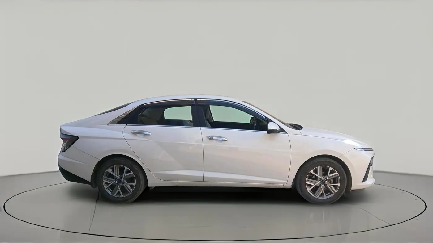 2024 Hyundai Verna SX 1.5 l MPI, Petrol, Manual, 1,00,000 km, exterior