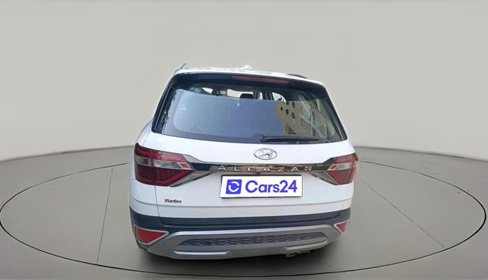 2024 Hyundai ALCAZAR PLATINUM 1.5 TURBO PETROL MT 7STR, Petrol, Manual, 16,840 km, exterior