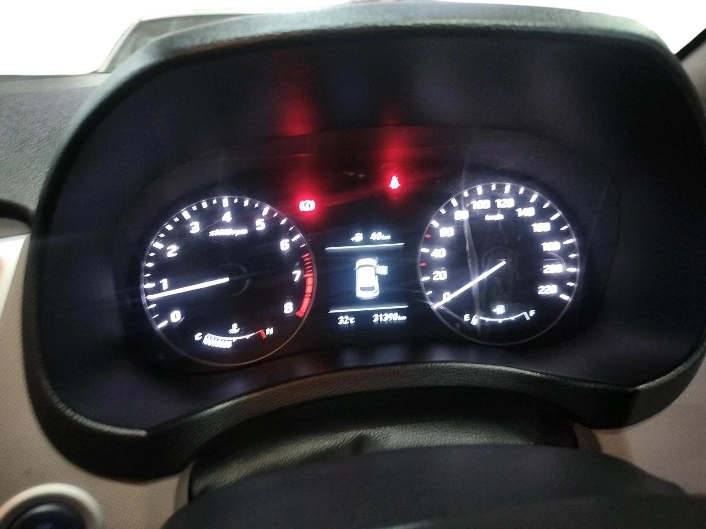 2019 Hyundai Creta SX (O) EXECUTIVE 1.6 PETROL, Petrol, Manual, 31,398 km, interior