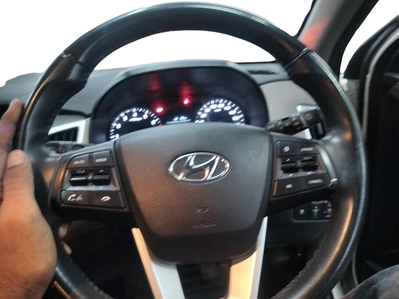 2019 Hyundai Creta SX (O) EXECUTIVE 1.6 PETROL, Petrol, Manual, 31,398 km, interior