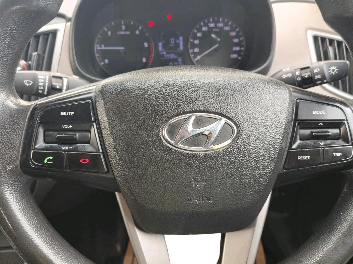 2016 Hyundai Creta S PLUS 1.4 DIESEL, Diesel, Manual, 1,51,419 km, interior