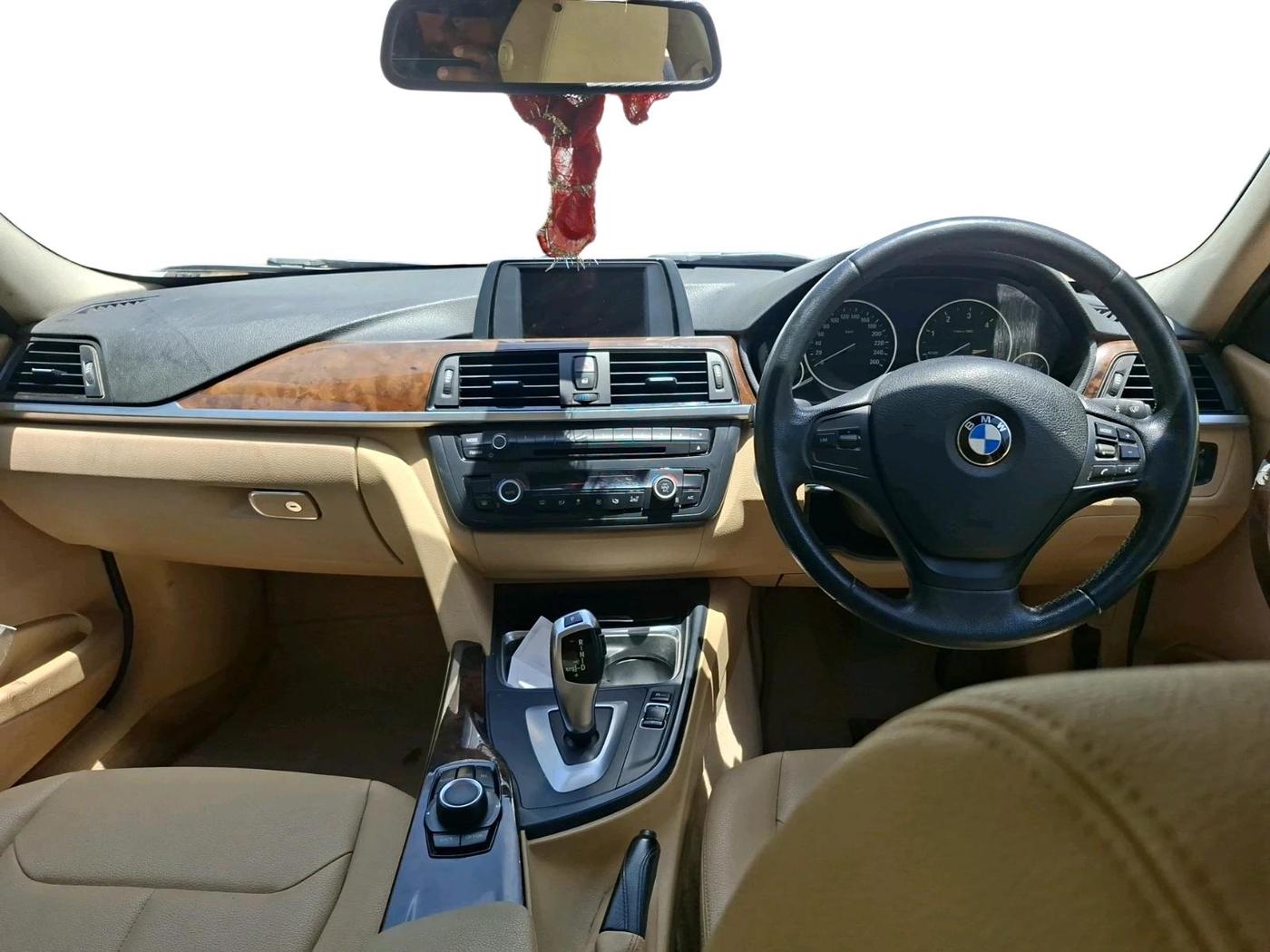 2015 BMW 3 Series 320D PRESTIGE, Diesel, Automatic, 95,179 km, interior