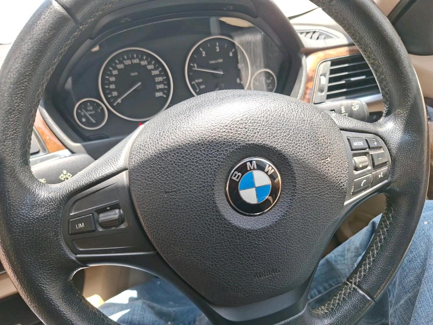 2015 BMW 3 Series 320D PRESTIGE, Diesel, Automatic, 95,179 km, interior