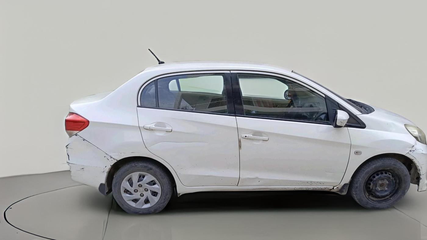 2013 Honda Amaze 1.5L I-DTEC S, Diesel, Manual, 1,54,872 km, exterior
