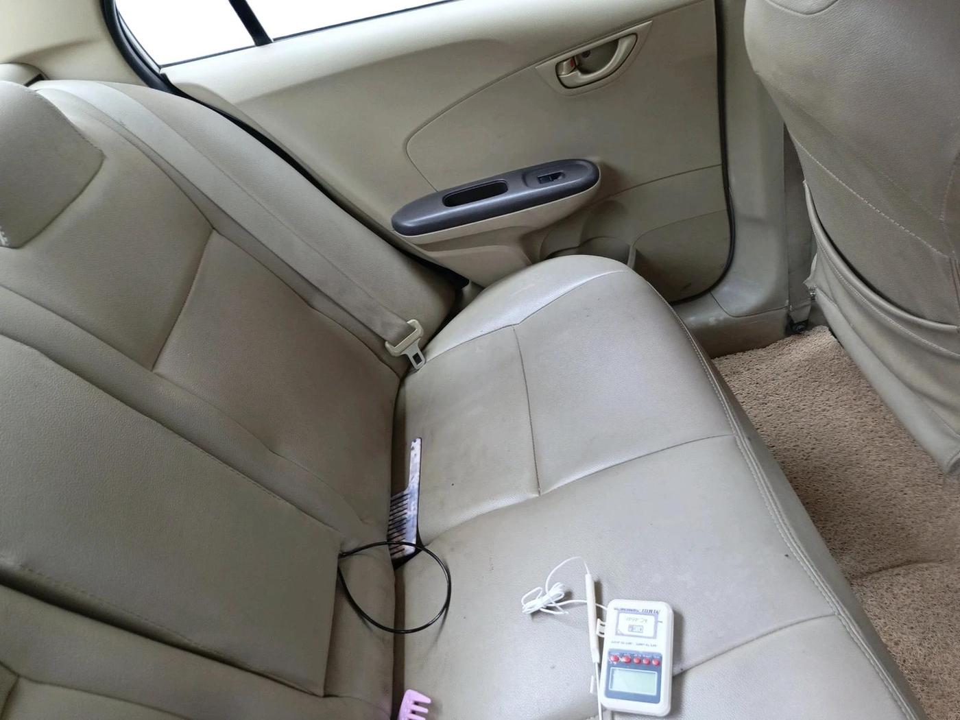 2013 Honda Amaze 1.5L I-DTEC S, Diesel, Manual, 1,54,872 km, interior