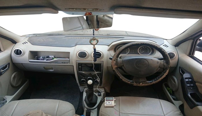 2014 Mahindra Verito 1.5 D6, Diesel, Manual, 1,25,537 km, interior