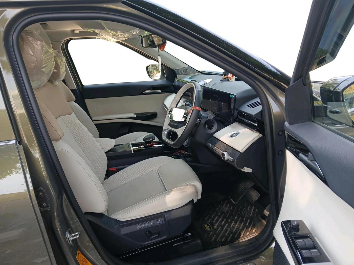 2026 Tata Sierra Accomplished Plus 1.5 Turbo Hyperion AT, Petrol, Automatic, 1,599 km, interior