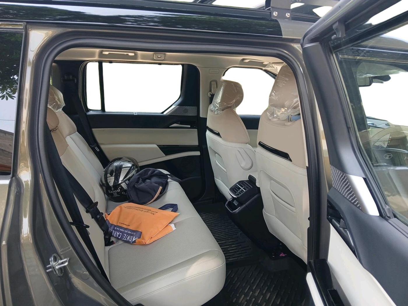 2026 Tata Sierra Accomplished Plus 1.5 Turbo Hyperion AT, Petrol, Automatic, 1,599 km, interior