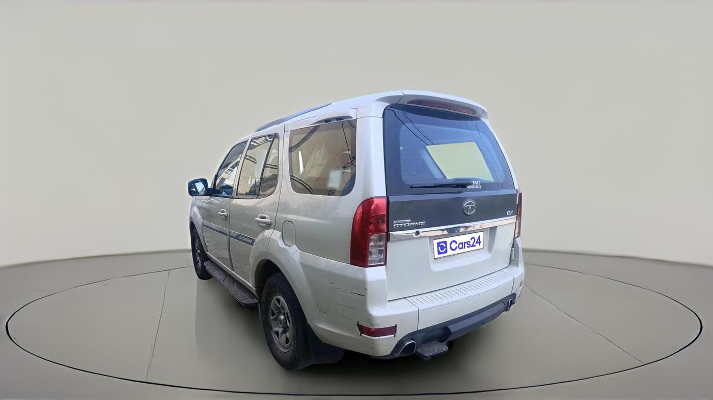 2017 Tata Safari Storme 2.2 EX 4X2, Diesel, Manual, 1,38,656 km, exterior
