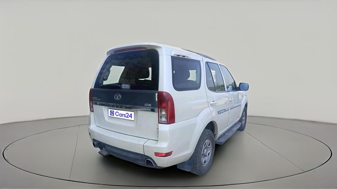 2017 Tata Safari Storme 2.2 EX 4X2, Diesel, Manual, 1,38,656 km, exterior