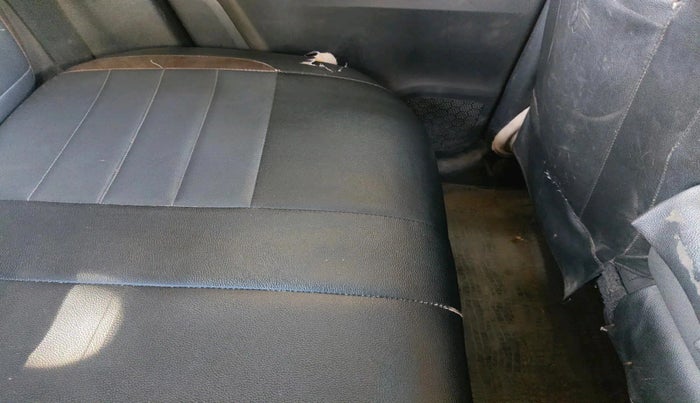 2017 Mahindra Kuv100 K8 D 6 STR, Diesel, Manual, 1,29,038 km, interior