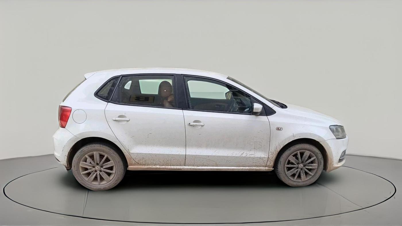 2015 Volkswagen Polo HIGHLINE1.2L DIESEL, Diesel, Manual, 1,29,596 km, exterior