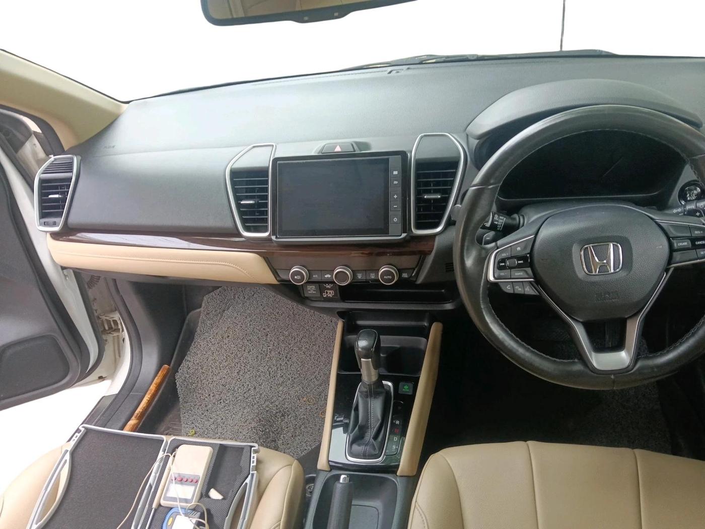 2021 Honda City 1.5L I-VTEC ZX CVT, Petrol, Automatic, 40,675 km, interior