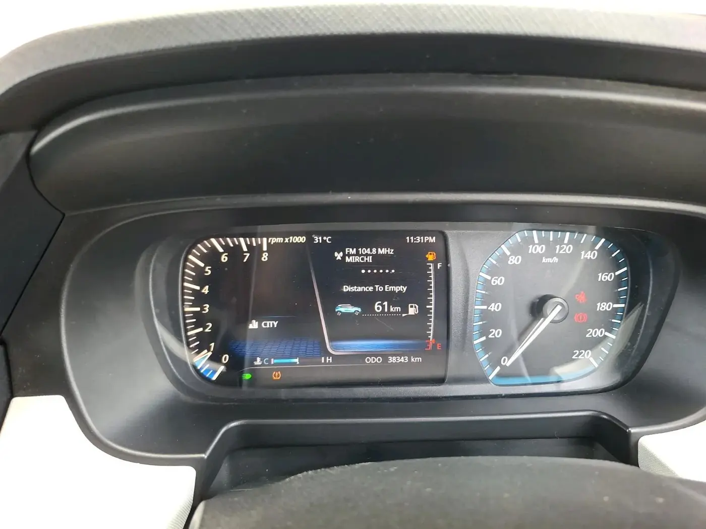 2023 Tata PUNCH CREATIVE  MT, Petrol, Manual, 38,343 km, interior