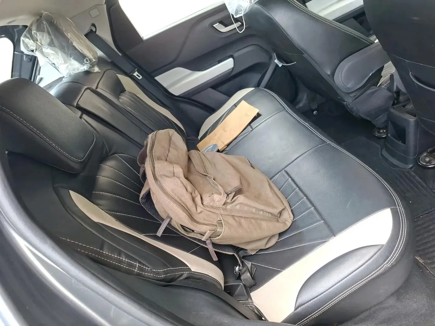 2023 Tata PUNCH CREATIVE  MT, Petrol, Manual, 38,343 km, interior