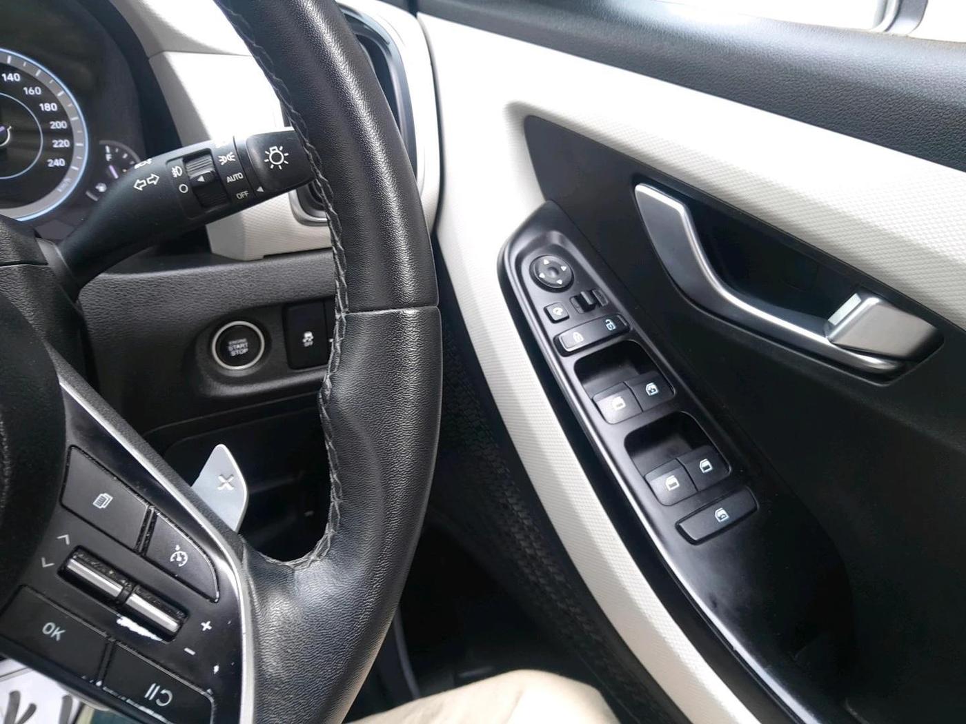 2022 Hyundai Creta SX IVT 1.5 PETROL, Petrol, Automatic, 58,403 km, interior