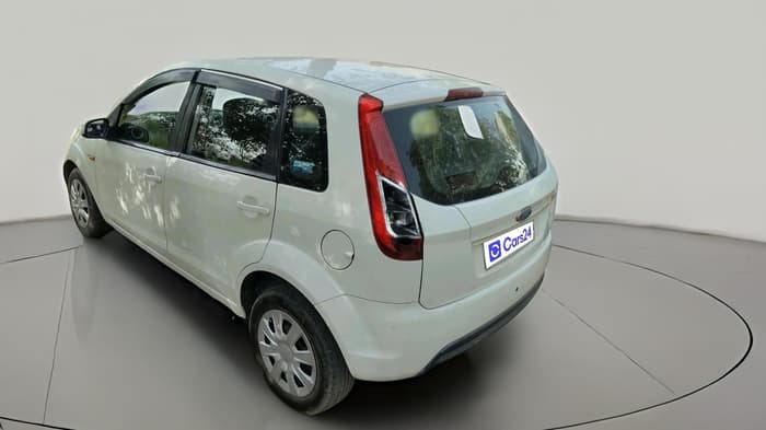 2013 Ford Figo LXI 1.2 PETROL, Petrol, Manual, 79,247 km, exterior