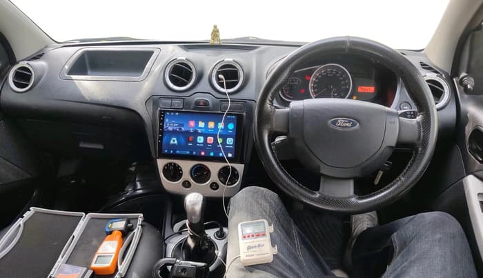 2013 Ford Figo LXI 1.2 PETROL, Petrol, Manual, 79,247 km, interior