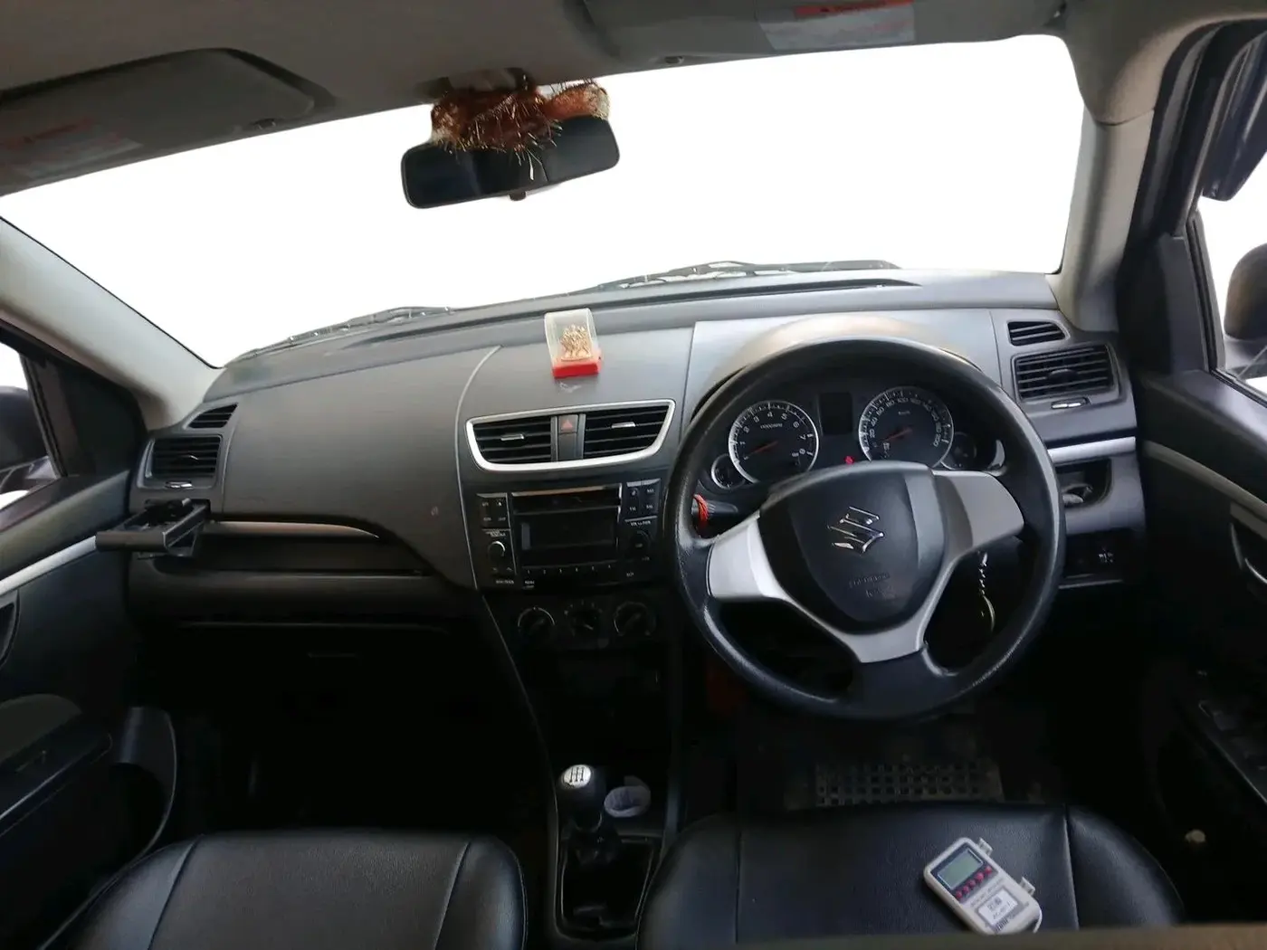 2016 Maruti Swift VXI O, Petrol, Manual, 96,592 km, interior