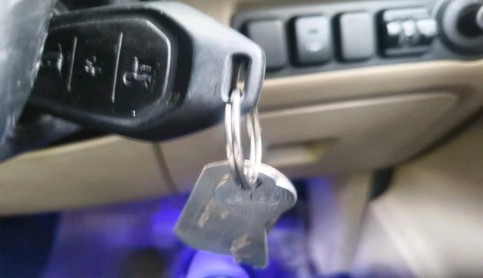 2016 Mahindra TUV300 T8 AMT, Diesel, Automatic, 1,10,050 km, interior