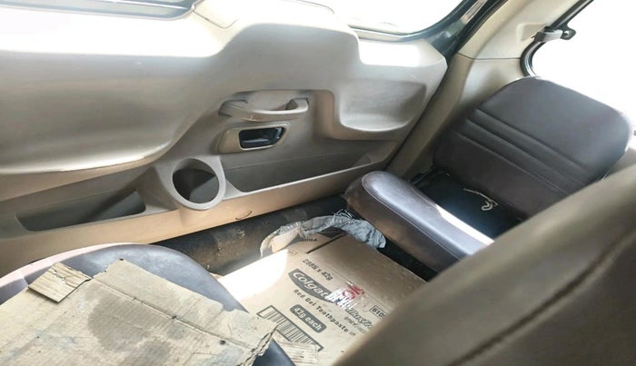 2016 Mahindra TUV300 T8 AMT, Diesel, Automatic, 1,10,050 km, interior