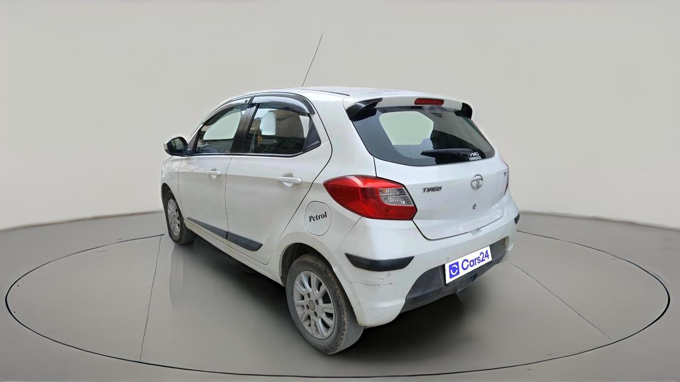 2018 Tata Tiago XZ PETROL, Petrol, Manual, 52,079 km, exterior