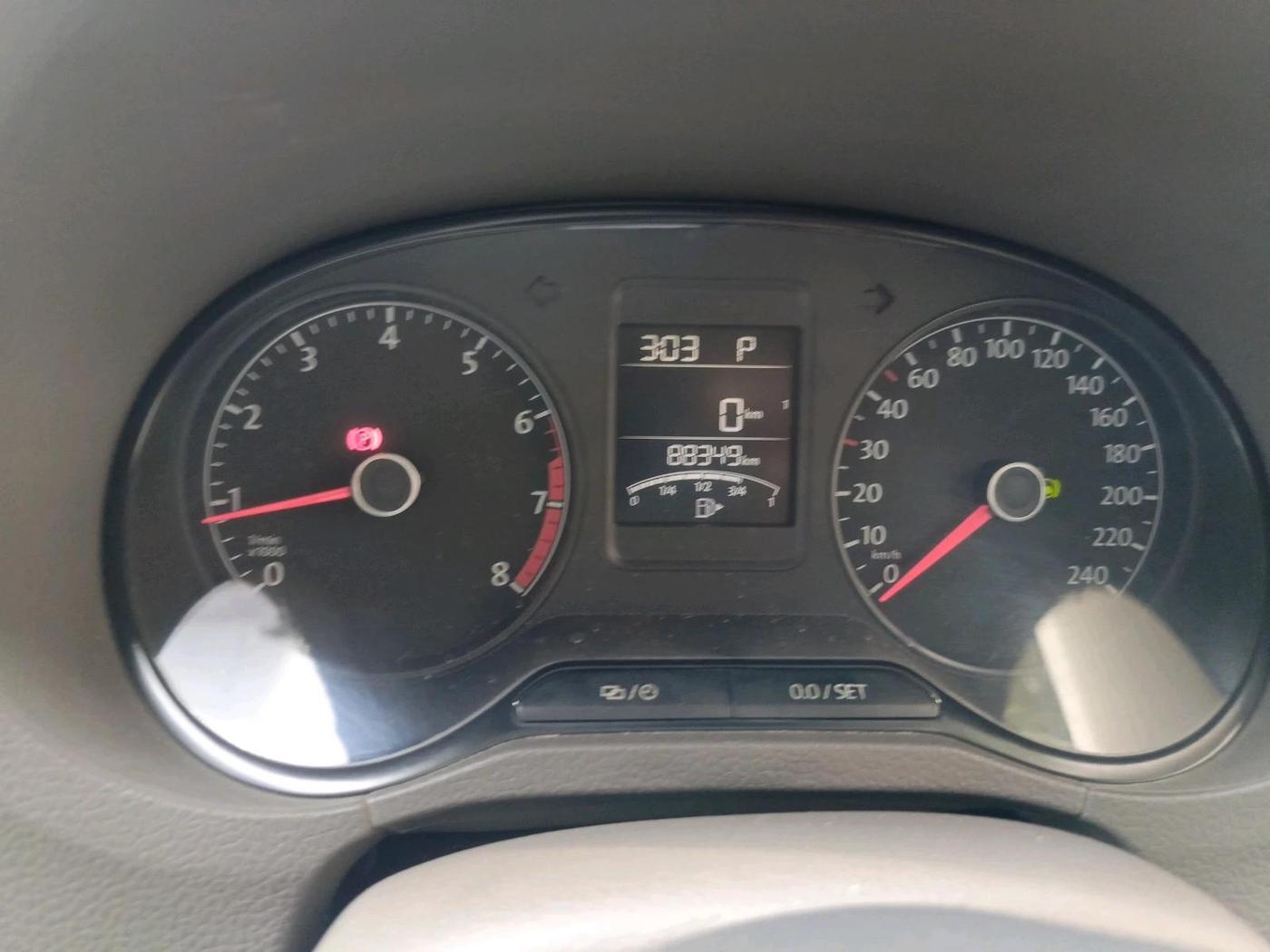 2016 Volkswagen Vento HIGHLINE PETROL AT, Petrol, Automatic, 88,349 km, interior