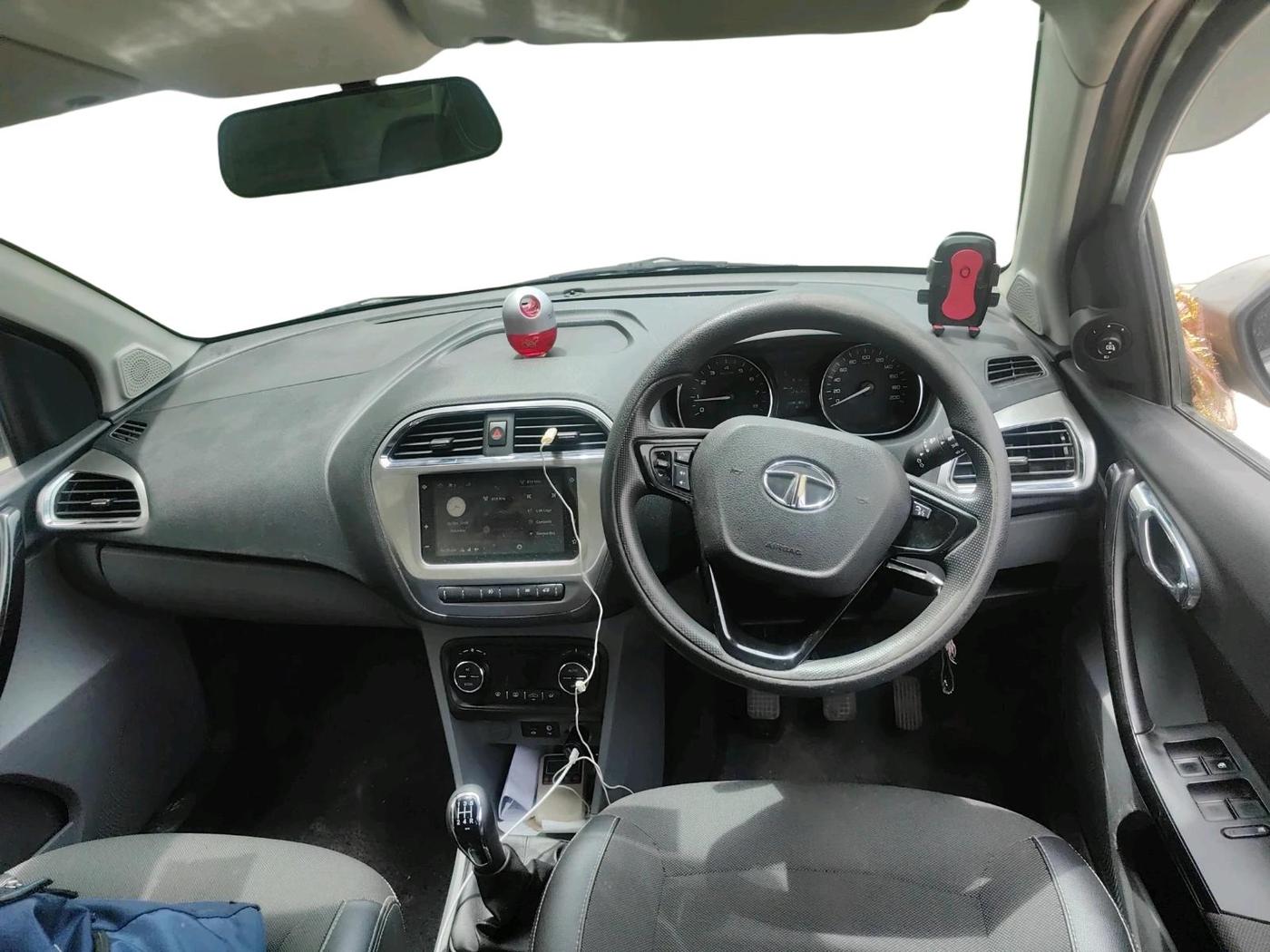 2019 Tata TIGOR XZ PLUS PETROL, Petrol, Manual, 61,277 km, interior