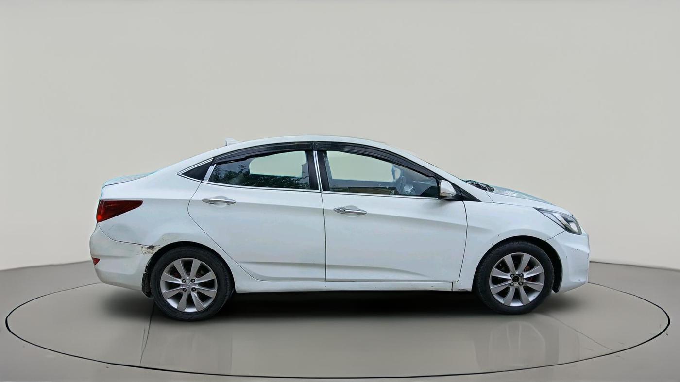 2012 Hyundai Verna FLUIDIC 1.6 CRDI SX, Diesel, Manual, 1,64,624 km, exterior