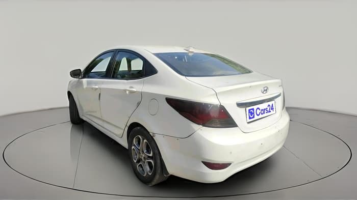 2012 Hyundai Verna FLUIDIC 1.6 CRDI SX, Diesel, Manual, 1,71,277 km, exterior