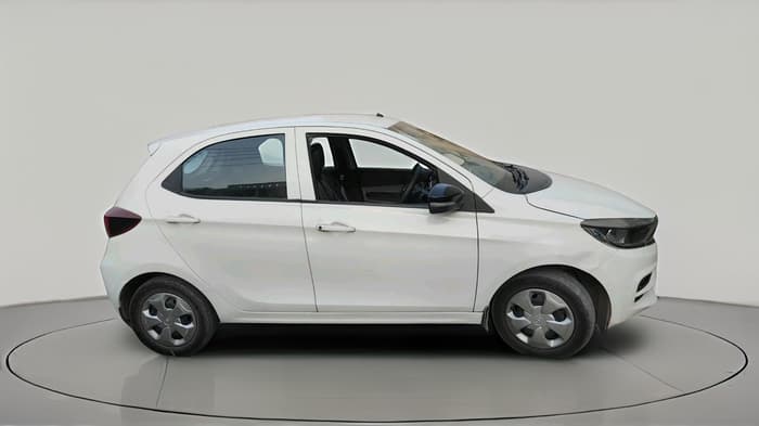 2023 Tata Tiago XT (O) PETROL, Petrol, Manual, 53,420 km, exterior