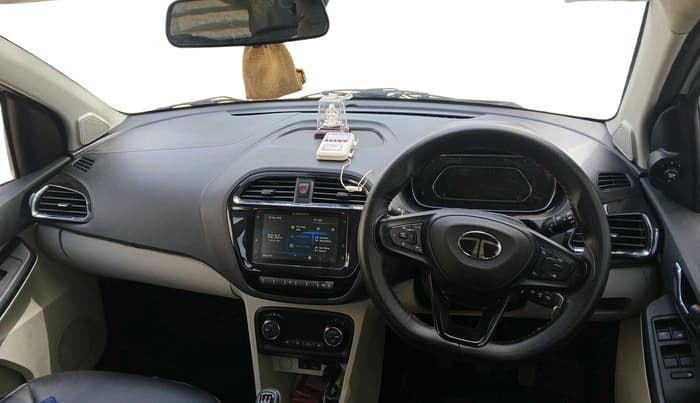 2024 Tata Tiago XZ PLUS DUAL TONE PETROL, Petrol, Manual, 17,032 km, interior