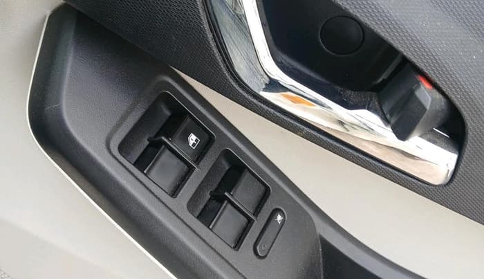 2024 Tata Tiago XZ PLUS DUAL TONE PETROL, Petrol, Manual, 17,032 km, interior