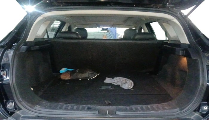 2022 Tata Harrier XTA 2.0L KRYOTEC PLUS, Diesel, Automatic, 96,234 km, exterior