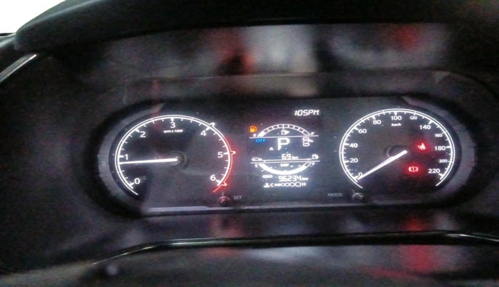 2022 Tata Harrier XTA 2.0L KRYOTEC PLUS, Diesel, Automatic, 96,234 km, interior