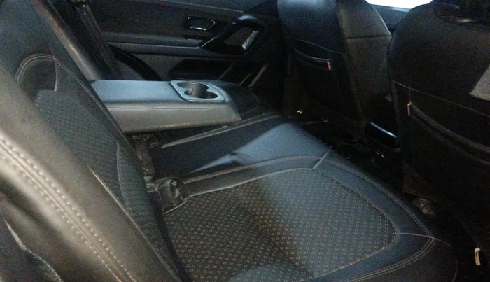 2022 Tata Harrier XTA 2.0L KRYOTEC PLUS, Diesel, Automatic, 96,234 km, interior