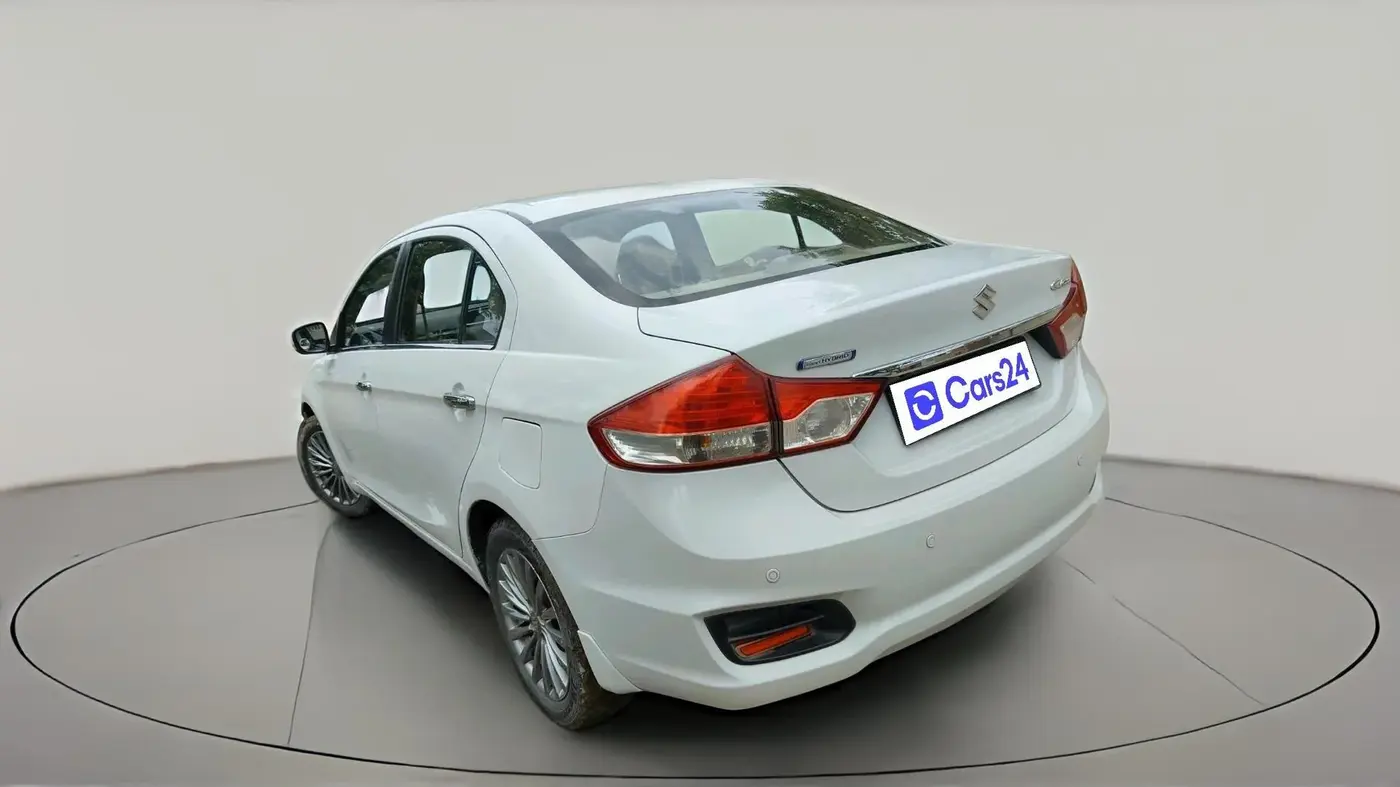 2015 Maruti Ciaz ZXI+, Petrol, Manual, 1,61,072 km, exterior