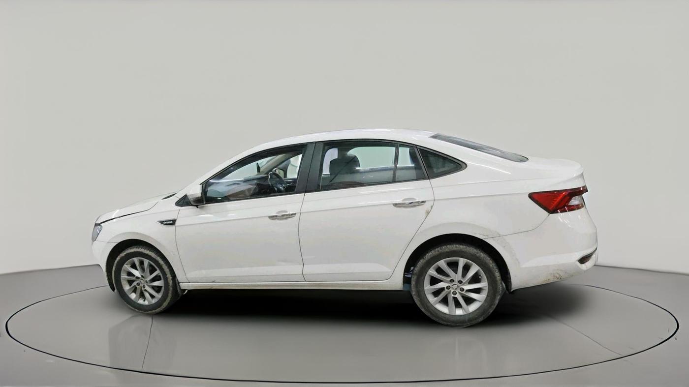 2022 Skoda SLAVIA AMBITION 1.0L TSI MT, Petrol, Manual, 70,000 km, exterior