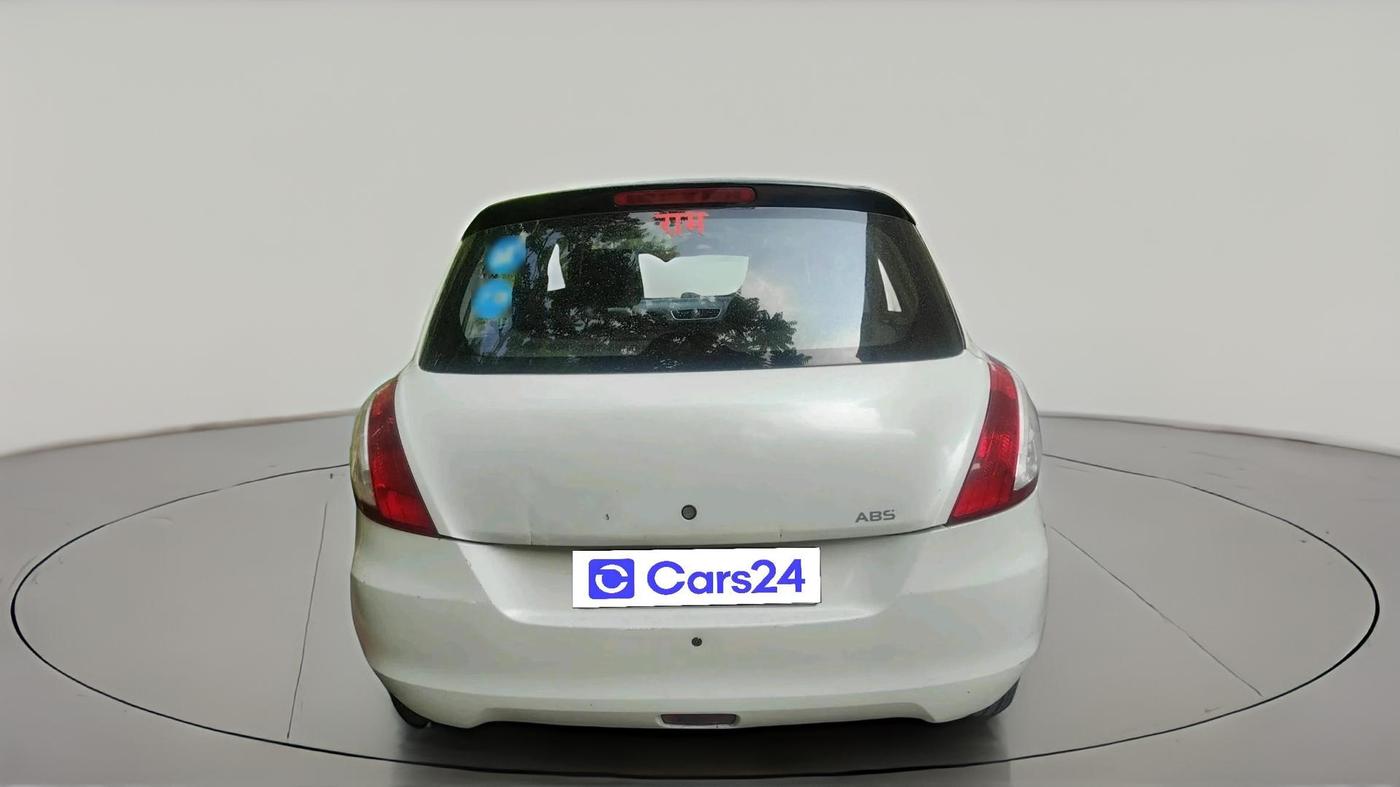 2015 Maruti Swift VDI, Diesel, Manual, 1,06,662 km, exterior