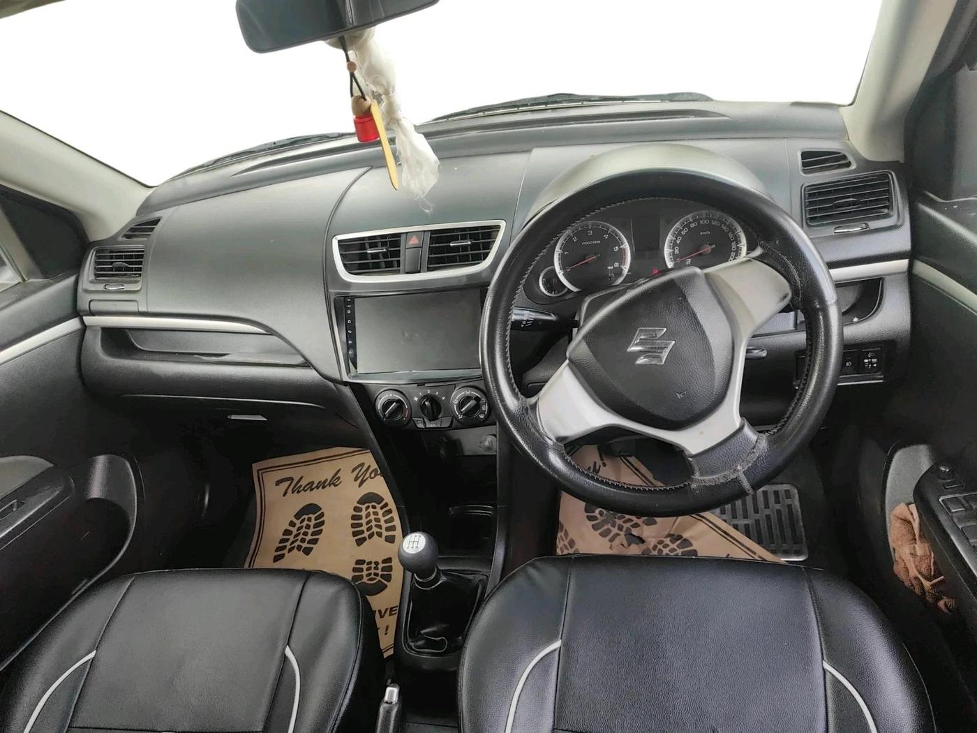 2015 Maruti Swift VDI, Diesel, Manual, 1,06,662 km, interior