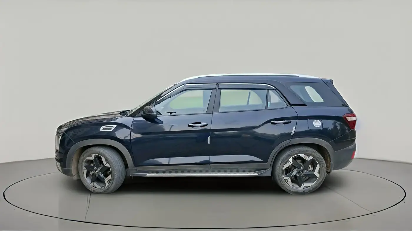 2022 Hyundai ALCAZAR PLATINUM (O) 6STR 2.0 AT, Petrol, Automatic, 48,171 km, exterior