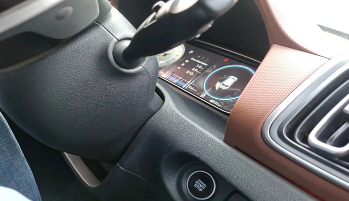 2022 Hyundai ALCAZAR PLATINUM (O) 6STR 2.0 AT, Petrol, Automatic, 48,171 km, interior