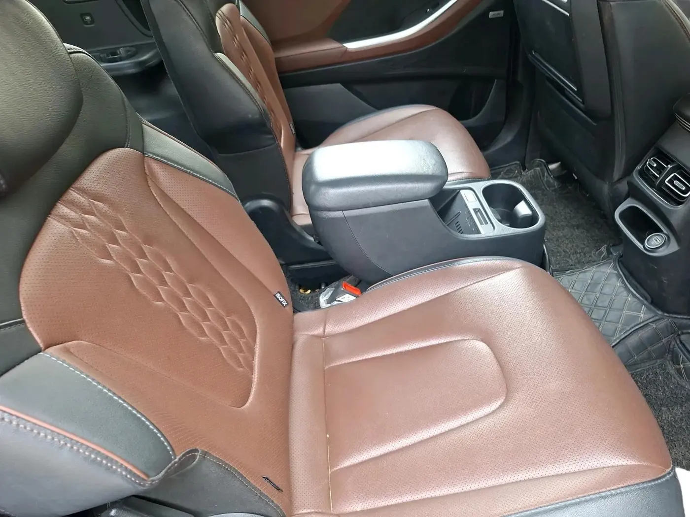 2022 Hyundai ALCAZAR PLATINUM (O) 6STR 2.0 AT, Petrol, Automatic, 48,171 km, interior