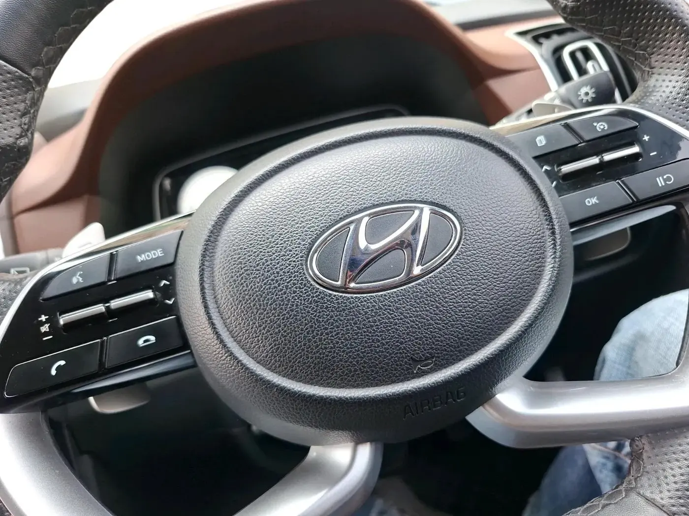 2022 Hyundai ALCAZAR PLATINUM (O) 6STR 2.0 AT, Petrol, Automatic, 48,171 km, interior