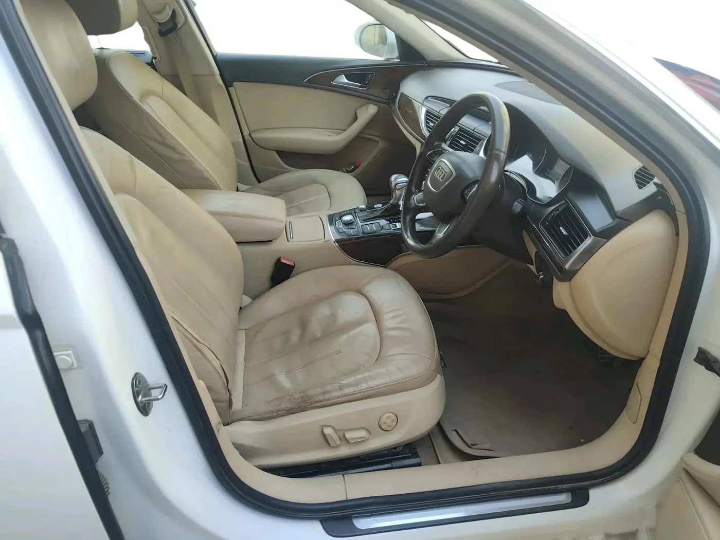 2013 Audi A6 2.0 TDI PREMIUM, Diesel, Automatic, 1,08,554 km, interior