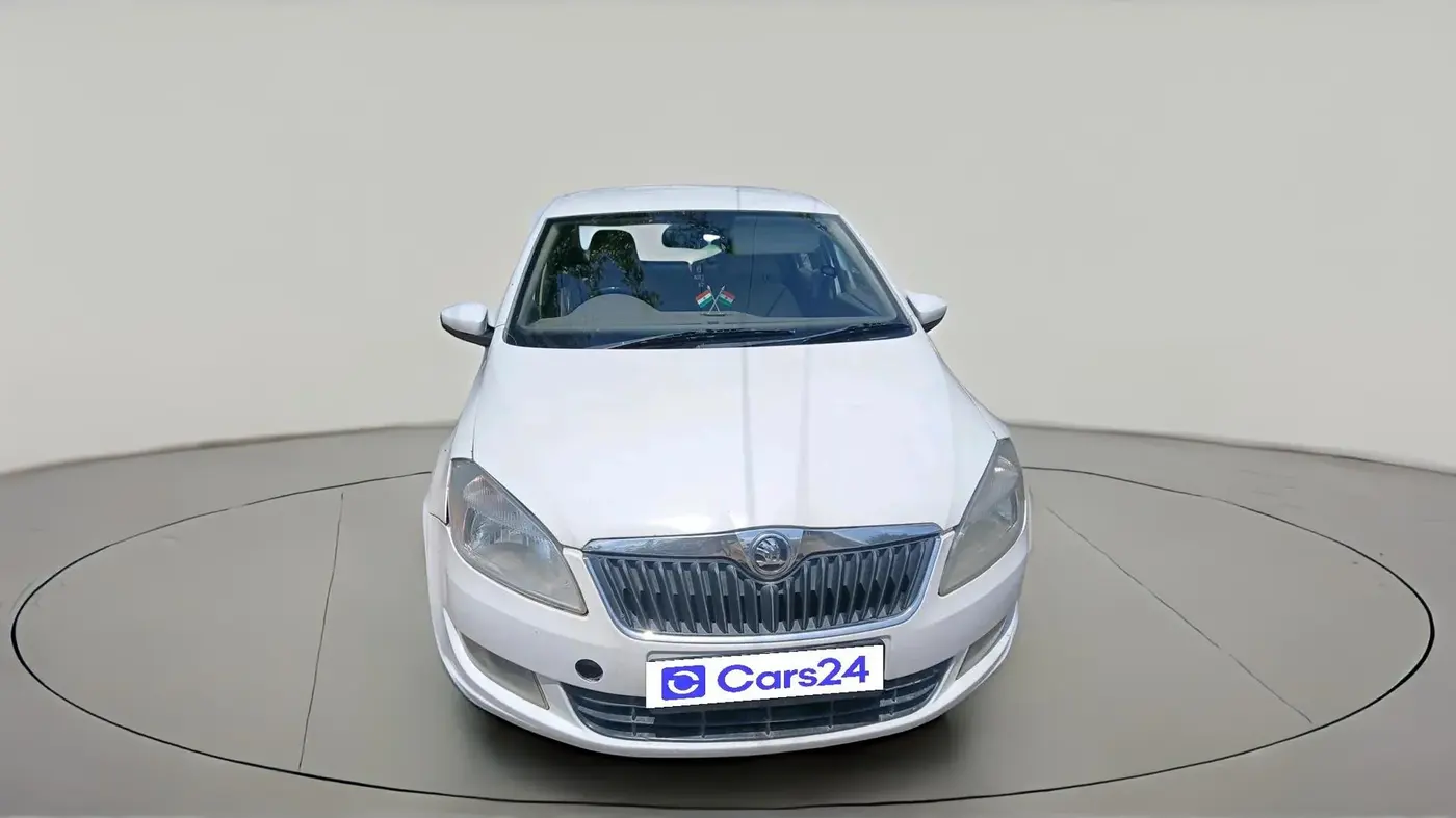 2015 Skoda Rapid AMBITION 1.5 TDI AT, Diesel, Automatic, 1,15,252 km, exterior