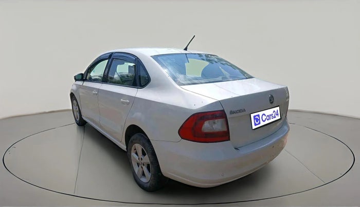 2015 Skoda Rapid AMBITION 1.5 TDI AT, Diesel, Automatic, 1,15,252 km, exterior