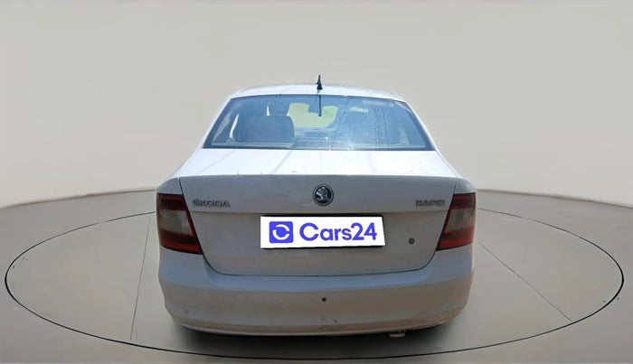 2015 Skoda Rapid AMBITION 1.5 TDI AT, Diesel, Automatic, 1,15,252 km, exterior