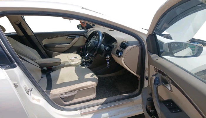 2015 Skoda Rapid AMBITION 1.5 TDI AT, Diesel, Automatic, 1,15,252 km, interior