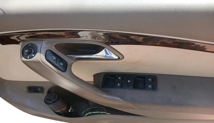 2015 Skoda Rapid AMBITION 1.5 TDI AT, Diesel, Automatic, 1,15,252 km, interior